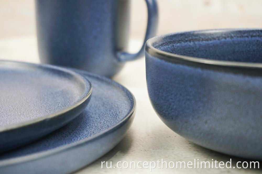 Reactive Glazed Stoneware Dinner Set In Dark Blue Matt Finished Ch22067 G07 2